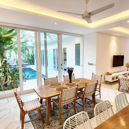 Villa Vana, Sitara Villa Group Seminyak Kültér fotó