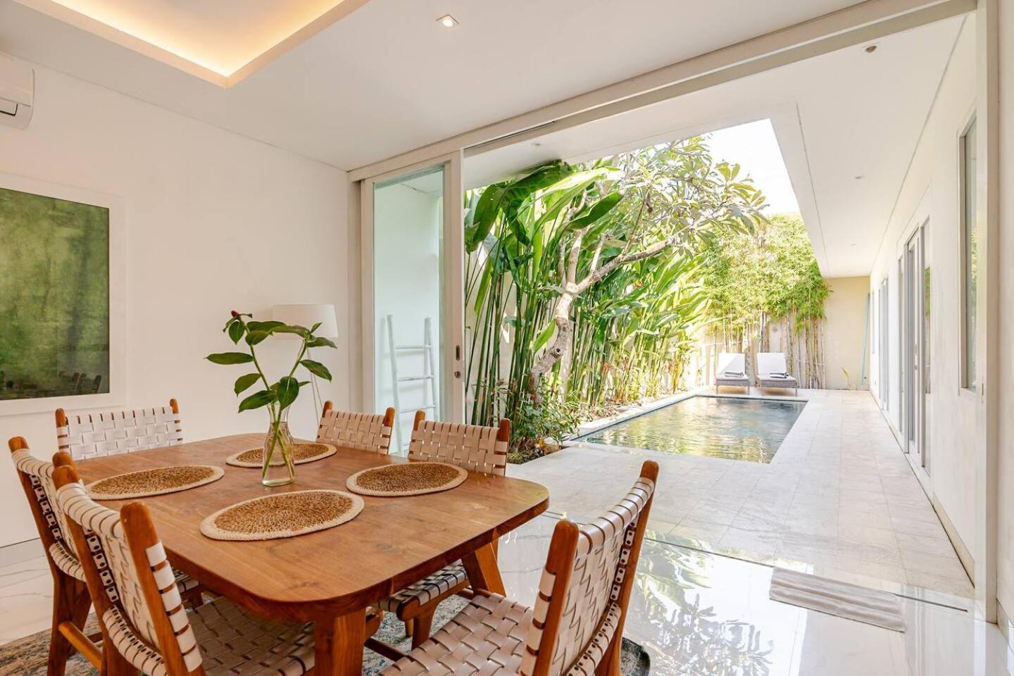 Villa Vana, Sitara Villa Group Seminyak Kültér fotó