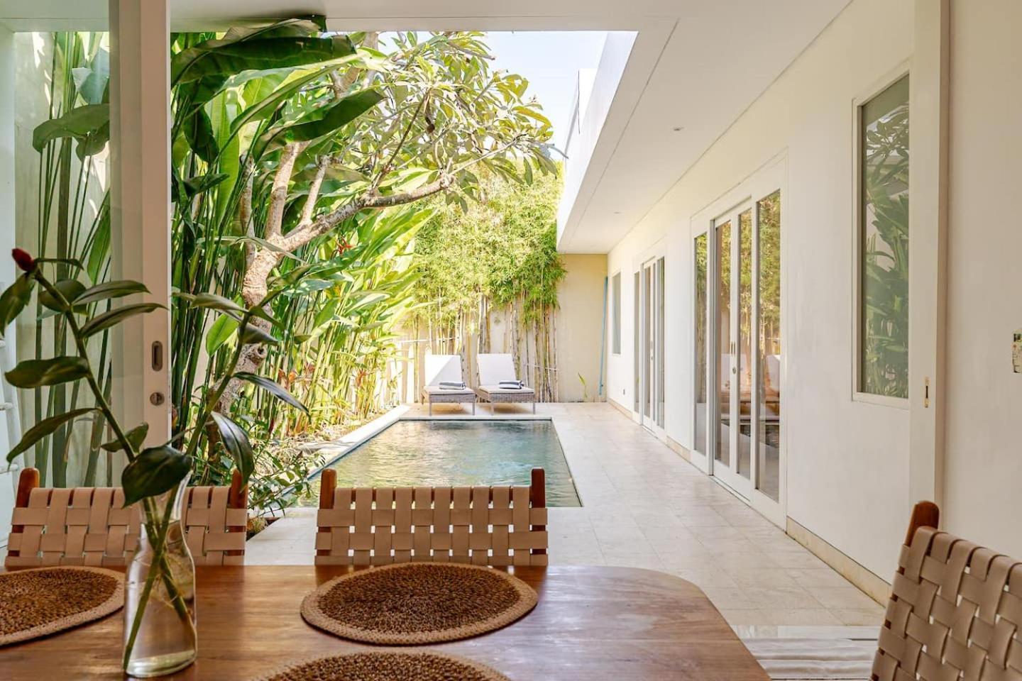 Villa Vana, Sitara Villa Group Seminyak Kültér fotó