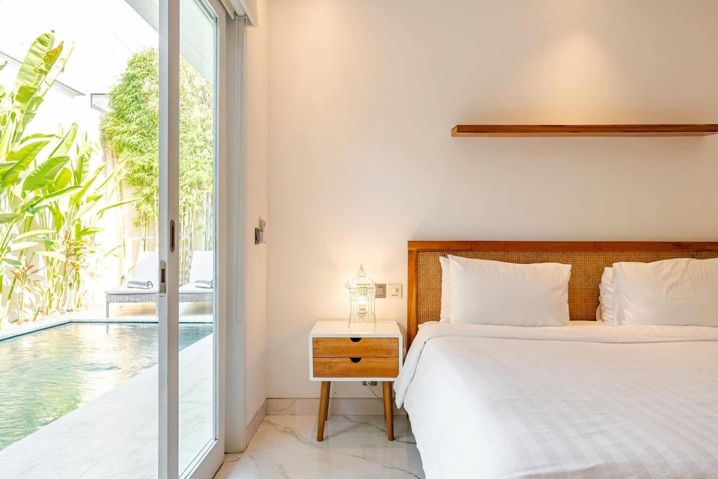 Villa Vana, Sitara Villa Group Seminyak Kültér fotó