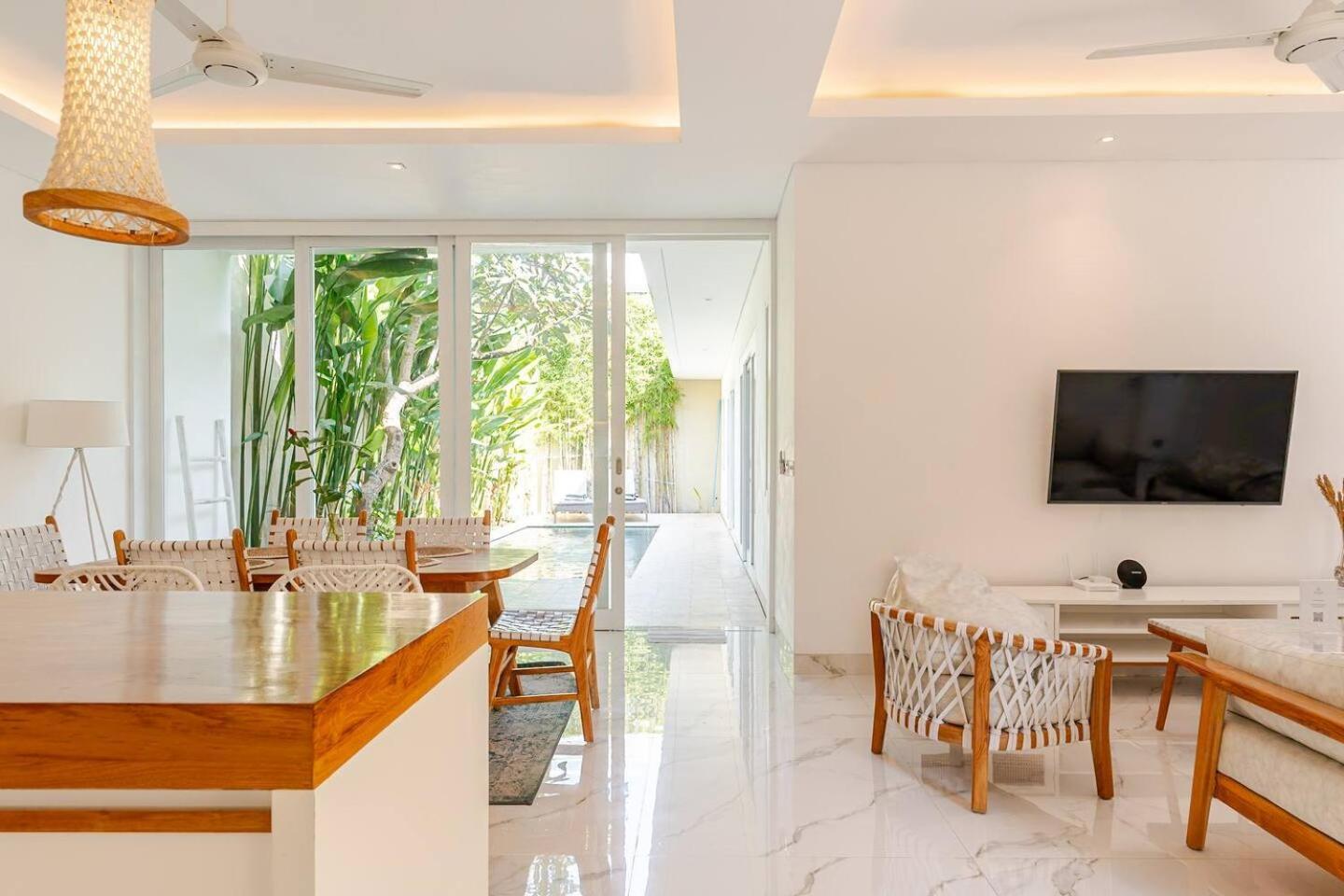 Villa Vana, Sitara Villa Group Seminyak Kültér fotó